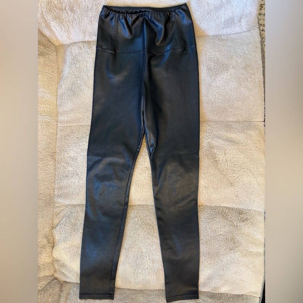 Wilfred Free Black Faux Leather Leggings